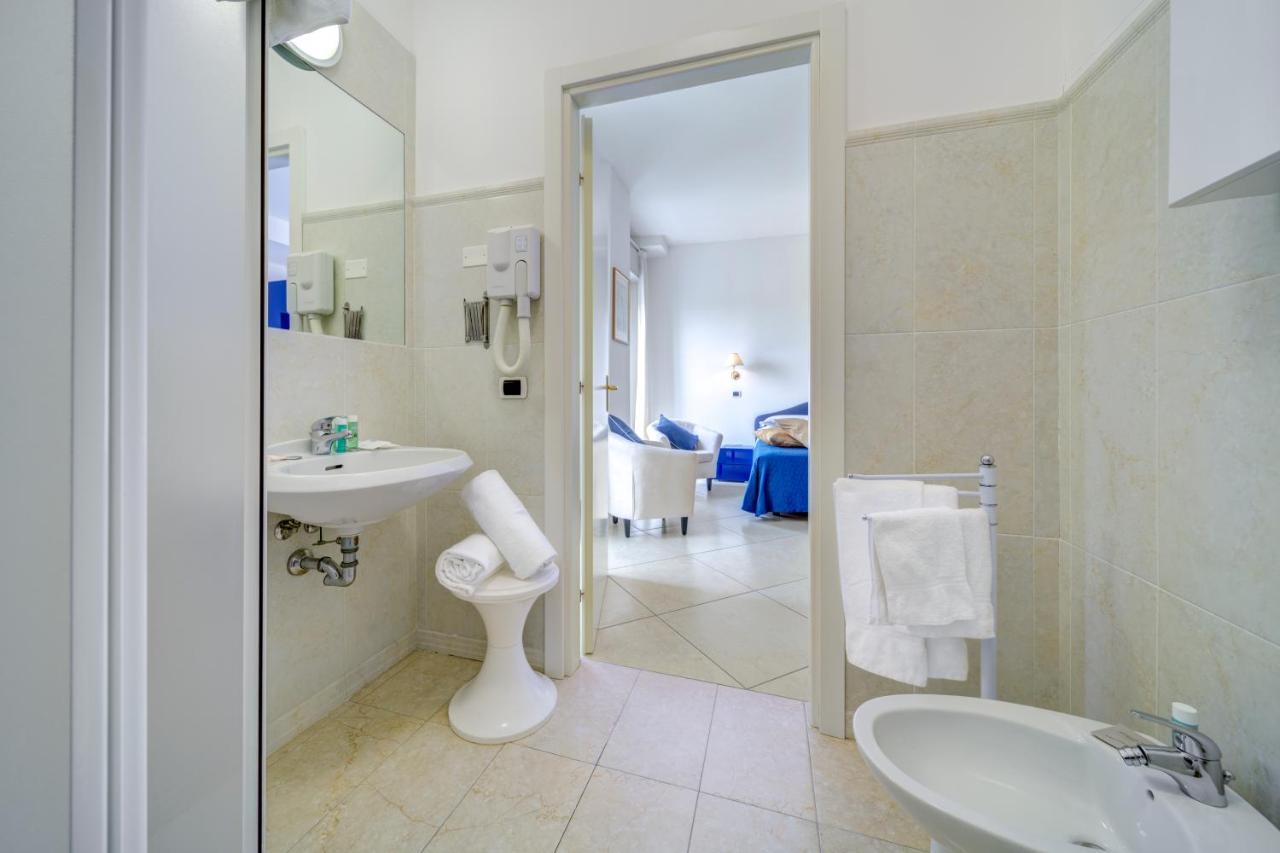 Hotel Carlton Beach Rimini Luaran gambar
